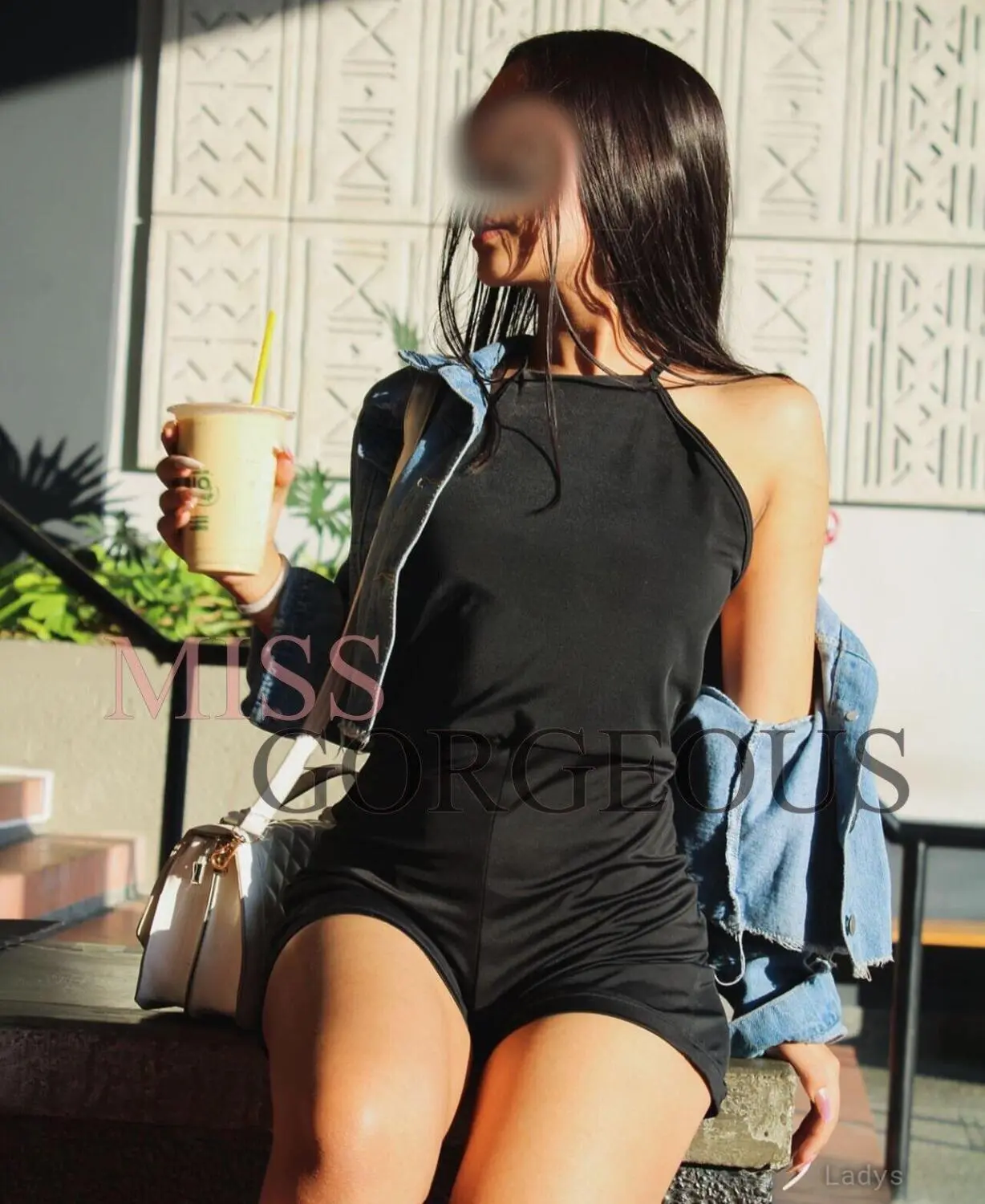 Anabel, 21 years latina escorts girl, height 151 sm, Weight  kg, listcrawler Medellin