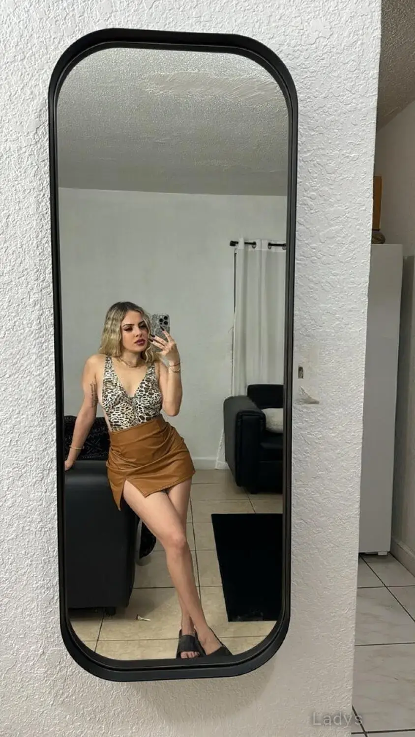 ASHLEY, 23 years latina escorts girl, height 160 sm, Weight 55 kg, listcrawler Miami