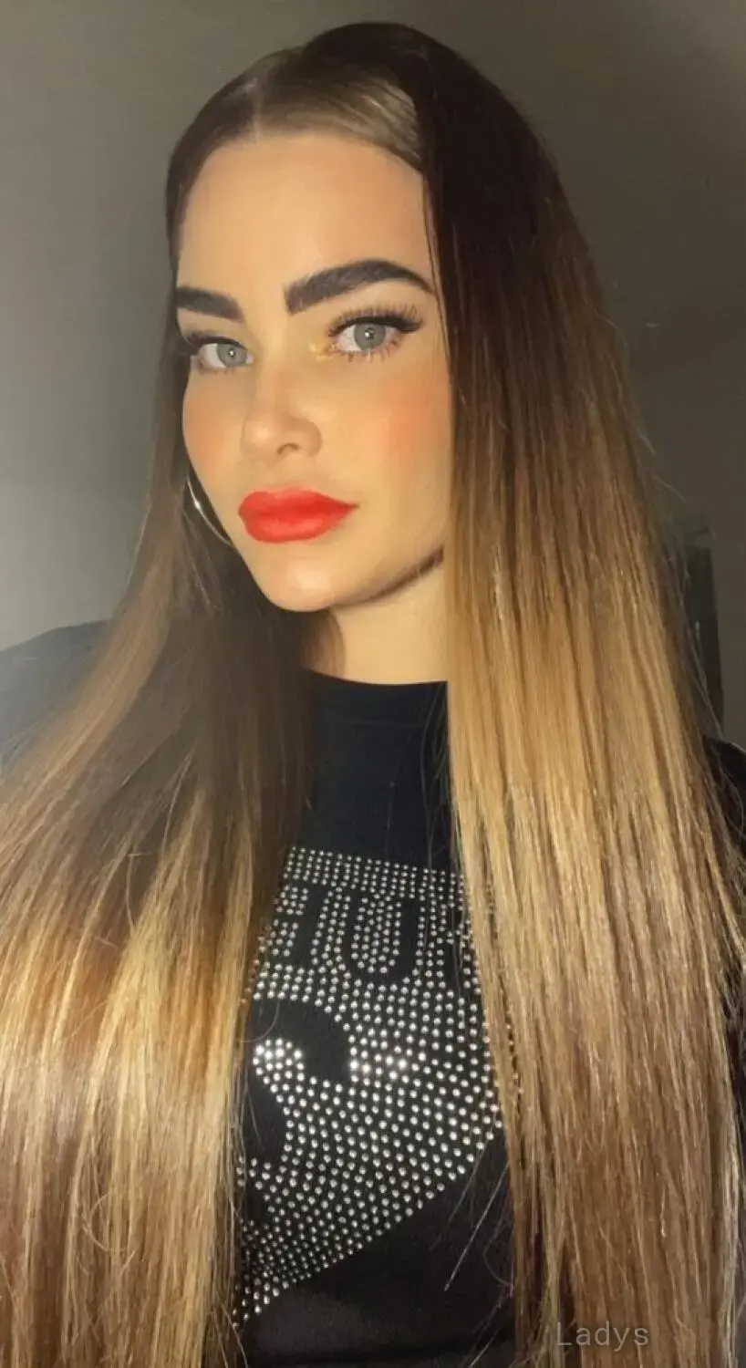NATASHA, 27 years latina escorts girl, height 160 sm, Weight 55 kg, listcrawler Miami