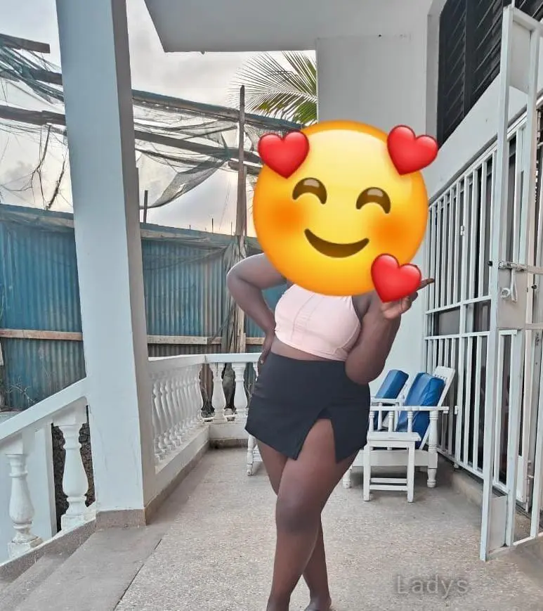 Daphnie, 24 years latina escorts girl, height 170 sm, Weight kg, listcrawler Mombasa