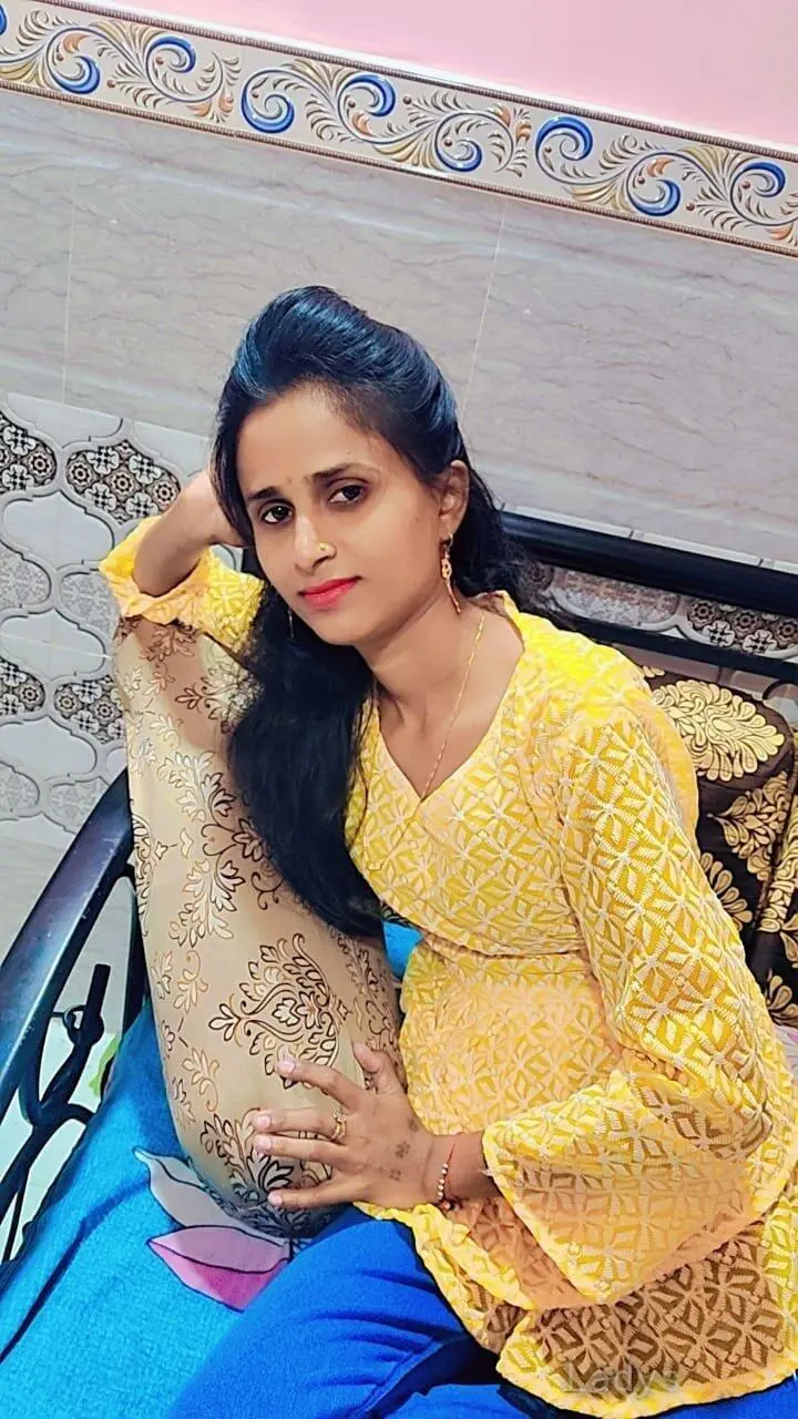 Dipika, 23 years latina escorts girl, height 163 sm, Weight kg, listcrawler Mumbai