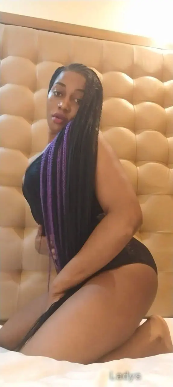 Keira, 27 years latina escorts girl, height 170 sm, Weight  kg, listcrawler Mumbai