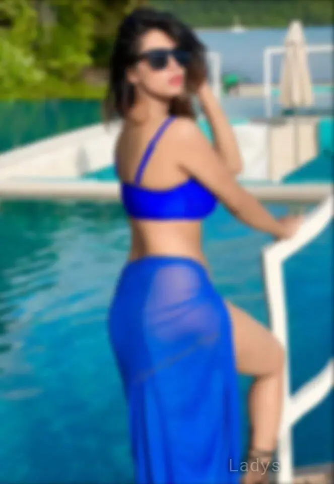 Lia, 23 years latina escorts girl, height 172 sm, Weight  kg, listcrawler Mumbai