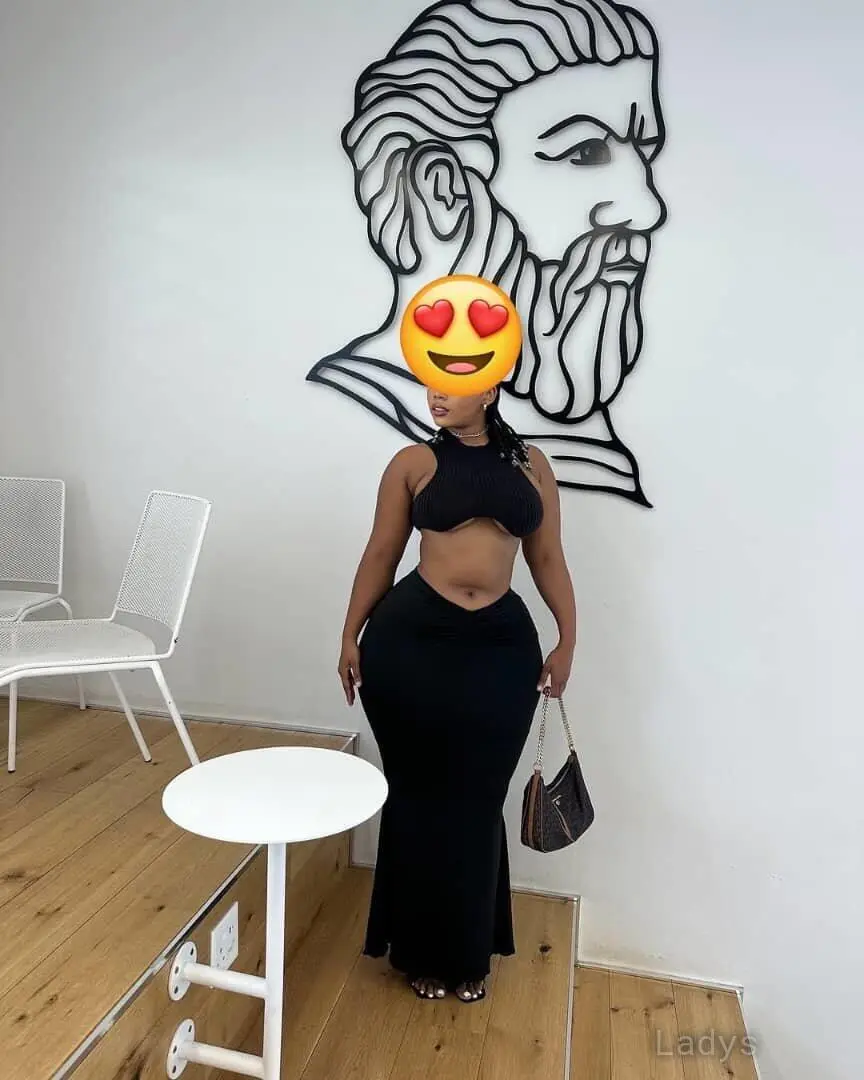 MAYA F, 26 years latina escorts girl, height 165 sm, Weight  kg, listcrawler Mumbai