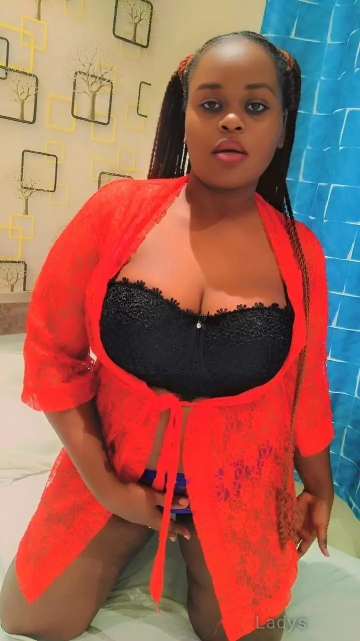 Zoya, 23 years latina escorts girl, height  sm, Weight  kg, listcrawler Mumbai