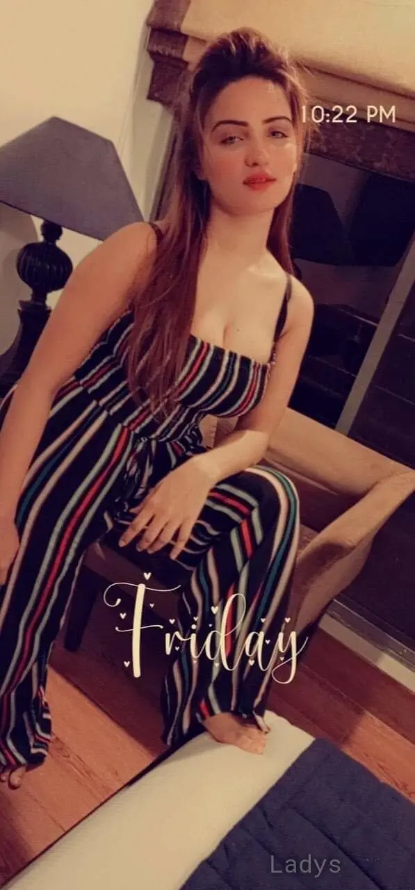 Eyesha, 23 years latina escorts girl, height 167 sm, Weight  kg, listcrawler Muscat