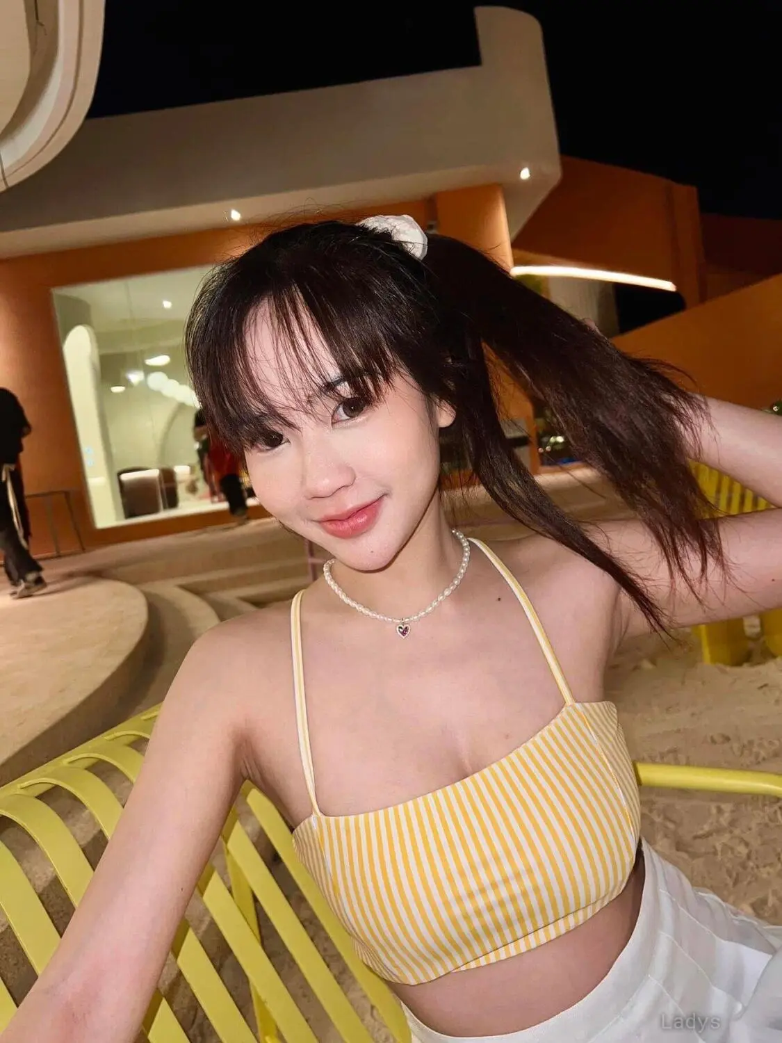 Mun, 26 years latina escorts girl, height 160 sm, Weight  kg, listcrawler Muscat