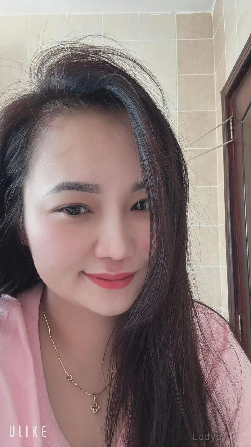 Ruby, 23 years latina escorts girl, height  sm, Weight  kg, listcrawler Muscat