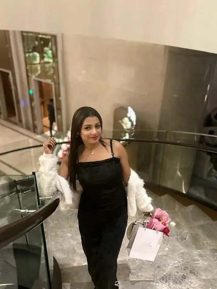 Anushka, 22 years latina escorts girl, height 170 sm, Weight  kg, listcrawler Mysore