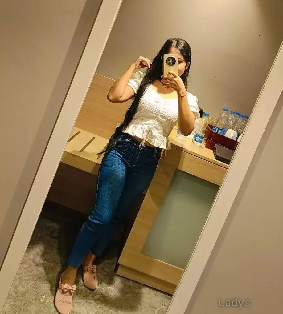 Gokula, 21 years latina escorts girl, height 154 sm, Weight  kg, listcrawler Mysore