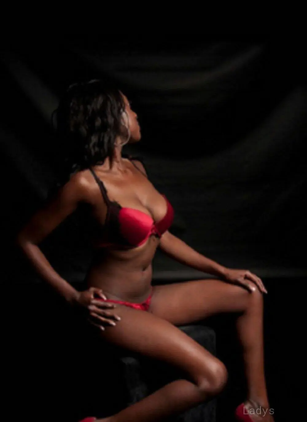 Bella, 22 years latina escorts girl, height 183 sm, Weight  kg, listcrawler Nairobi