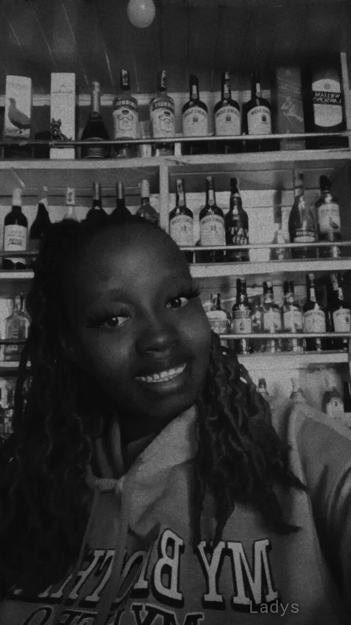 Sweetjuices, 25 years latina escorts girl, height 162 sm, Weight kg, listcrawler Nairobi