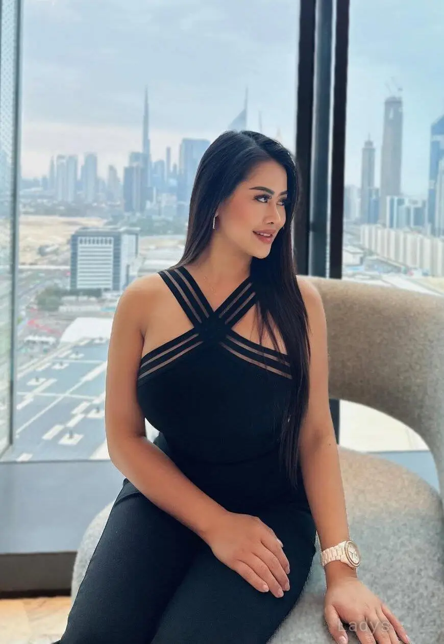 Alina, 20 years latina escorts girl, height 154 sm, Weight kg, listcrawler Nakhon Ratchasima