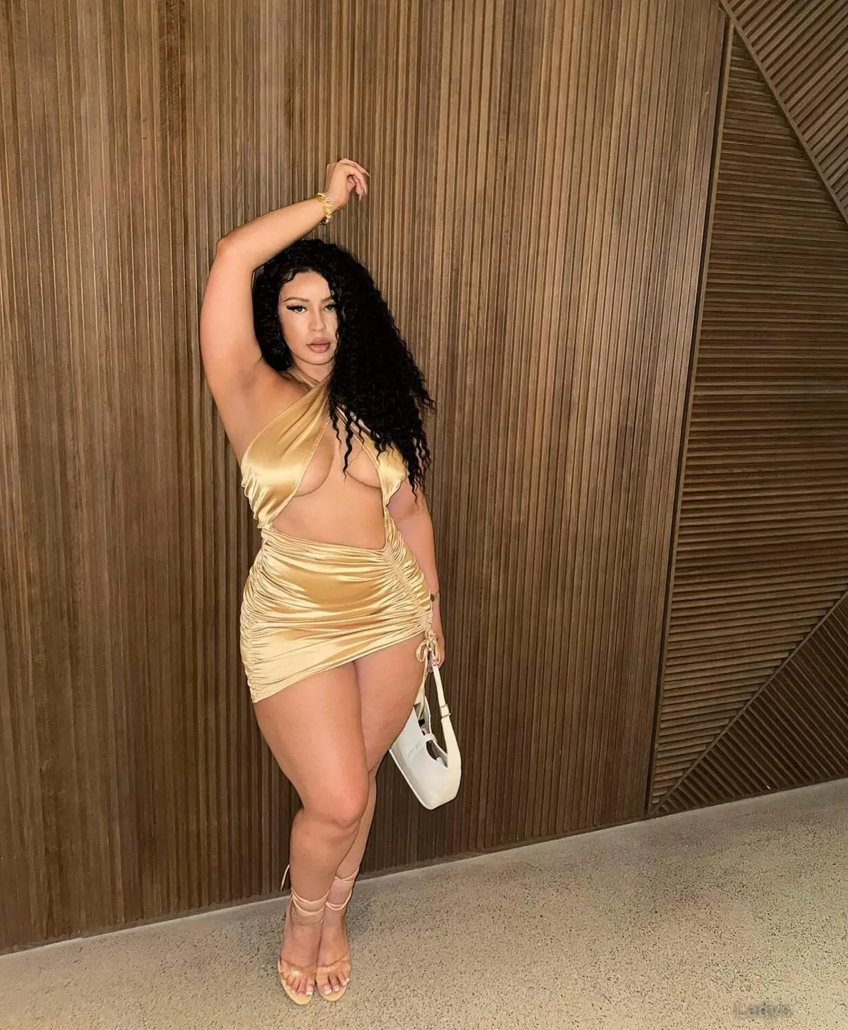 Kayla.Foxx1, 28 years latina escorts girl, height 160 sm, Weight 57 kg, listcrawler Naples