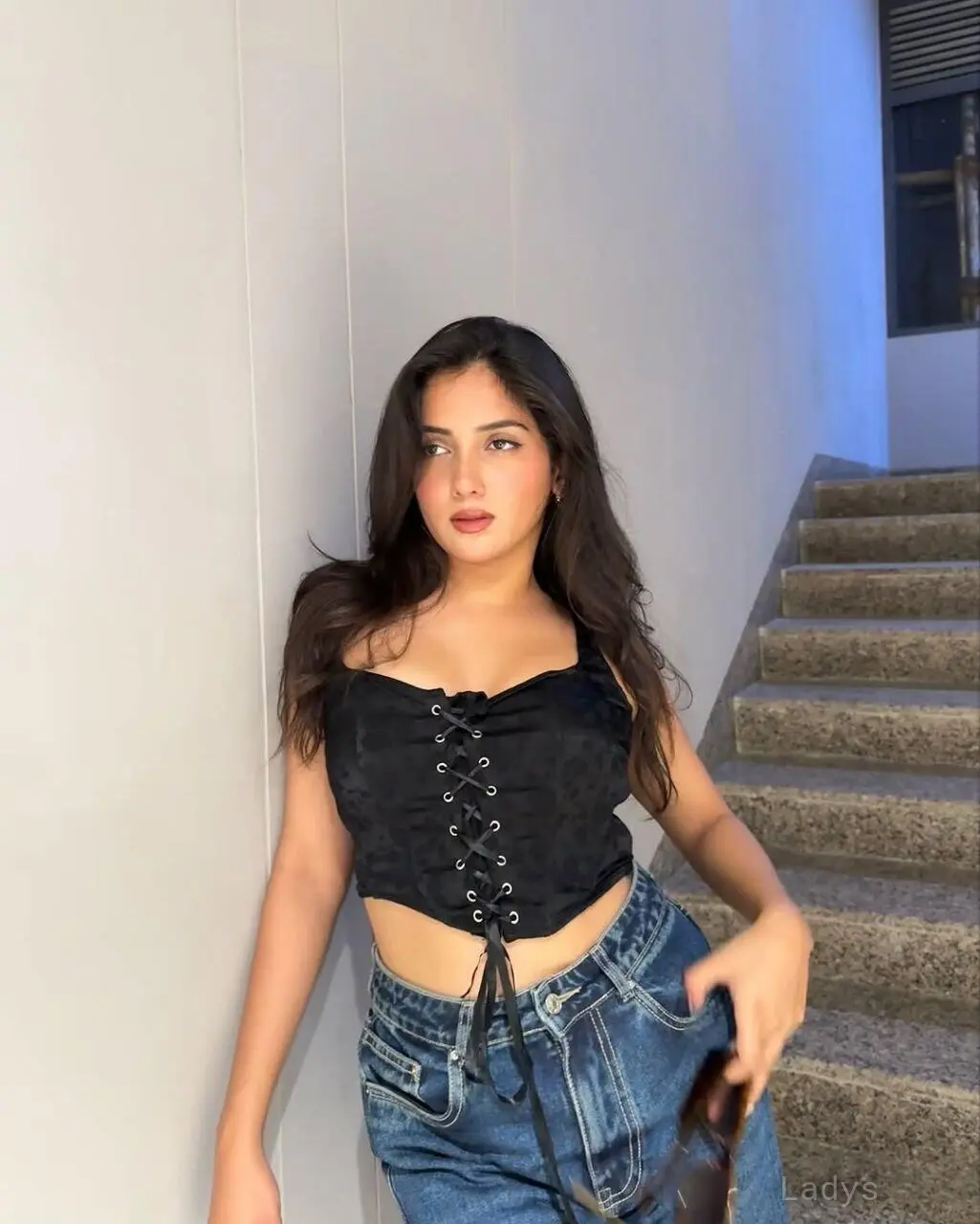 Lavya, 23 years latina escorts girl, height 154 sm, Weight  kg, listcrawler Navi Mumbai