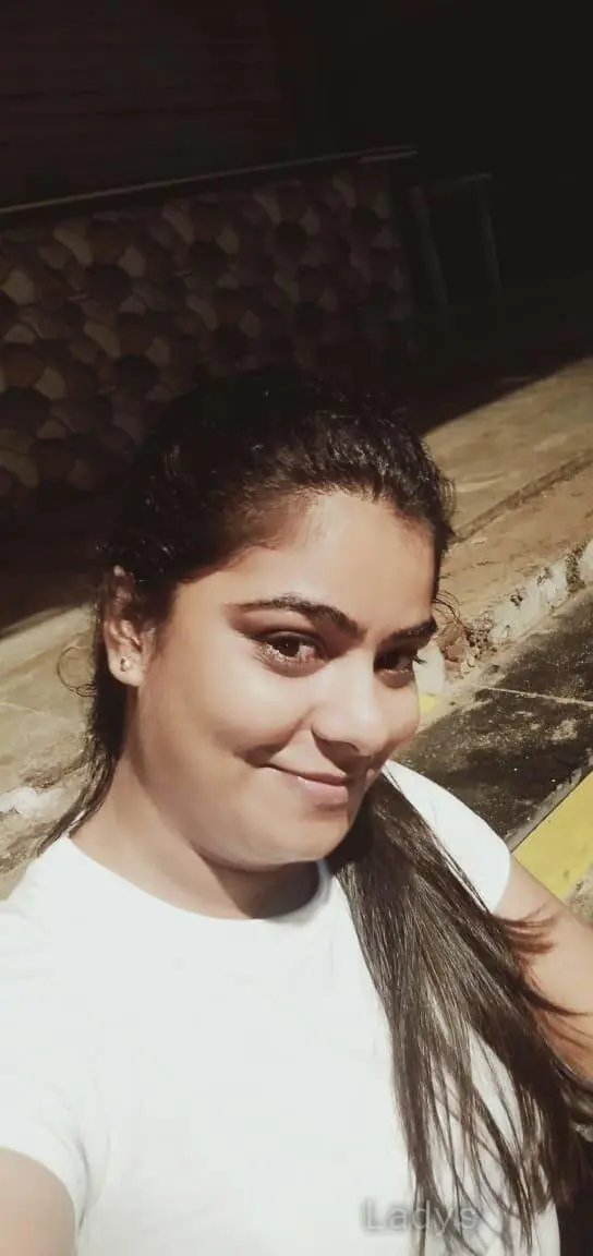 Lilibeth, 24 years latina escorts girl, height 153 sm, Weight  kg, listcrawler Navi Mumbai