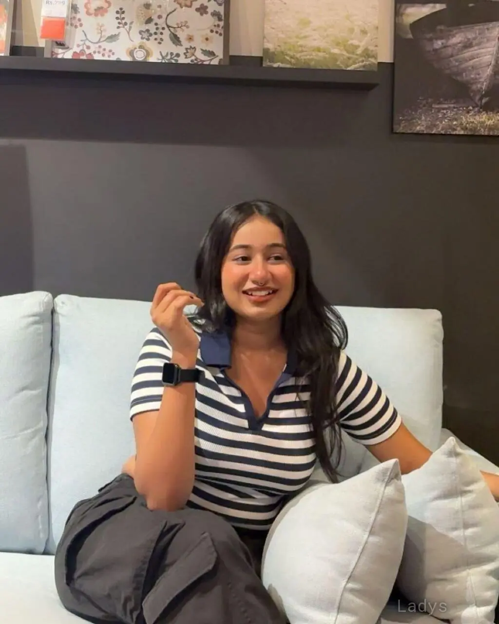 Naina, 26 years latina escorts girl, height 156 sm, Weight kg, listcrawler Navi Mumbai