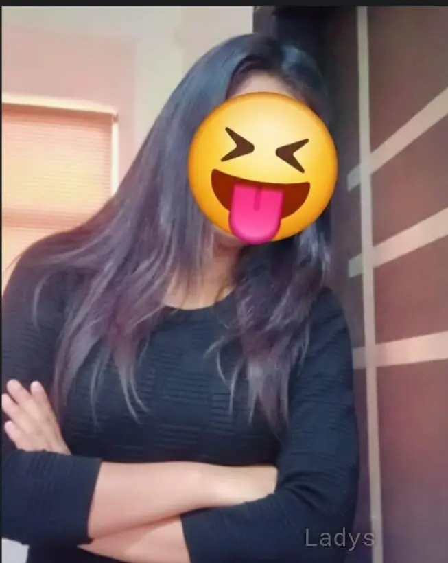 Dennys, 20 years latina escorts girl, height 165 sm, Weight  kg, listcrawler Noida