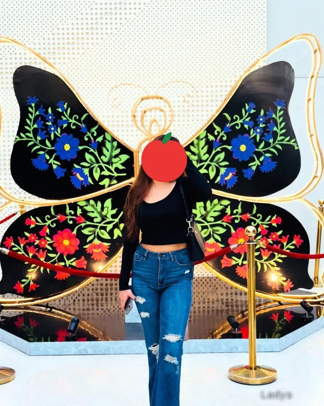 Emilia, 23 years latina escorts girl, height 153 sm, Weight  kg, listcrawler Noida