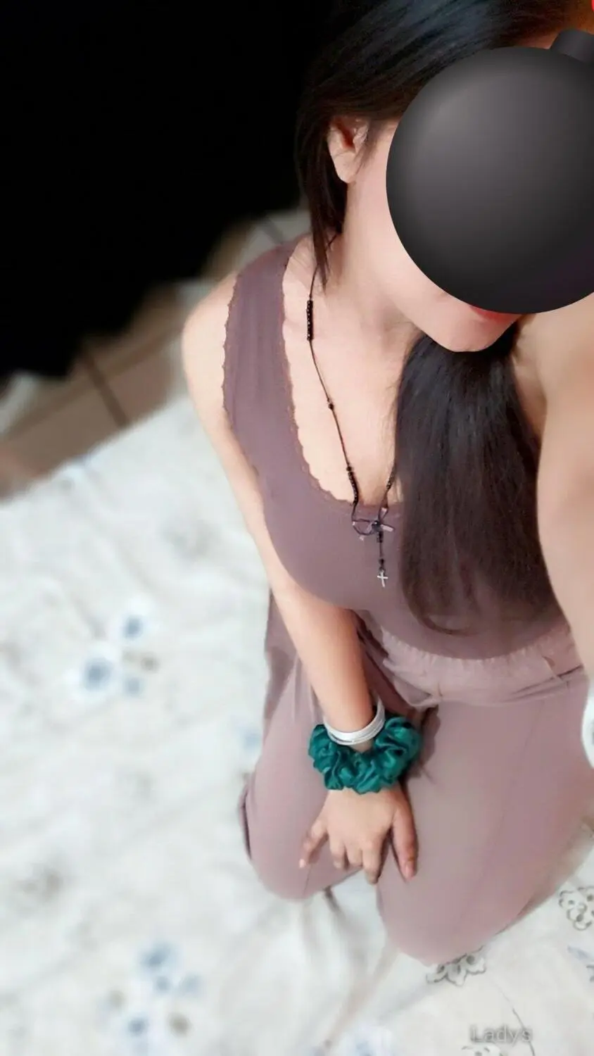 Ola, 25 years latina escorts girl, height 154 sm, Weight kg, listcrawler Noida