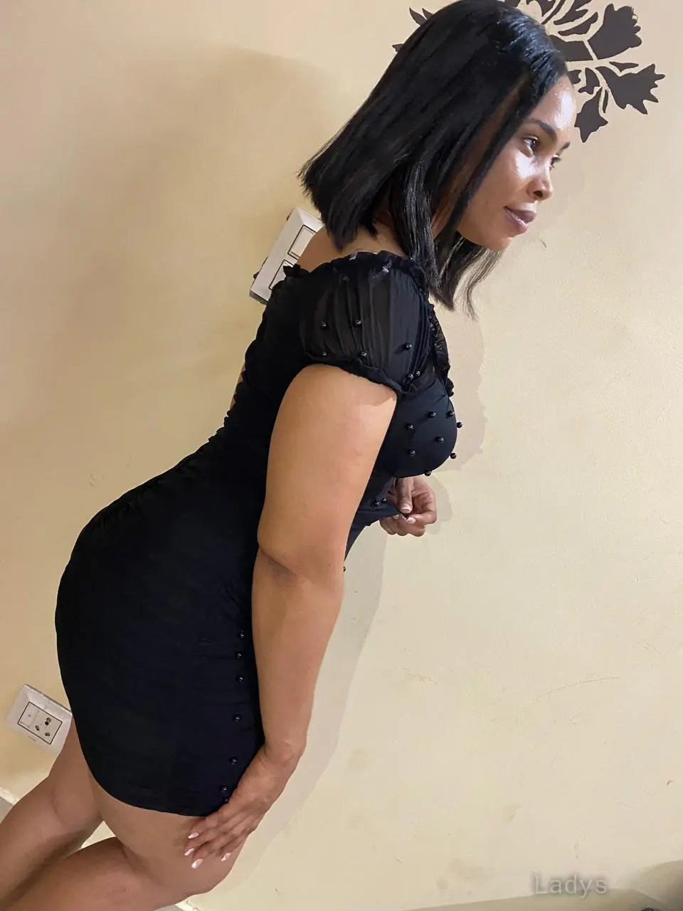 Sunshine, 24 years latina escorts girl, height 165 sm, Weight kg, listcrawler Noida