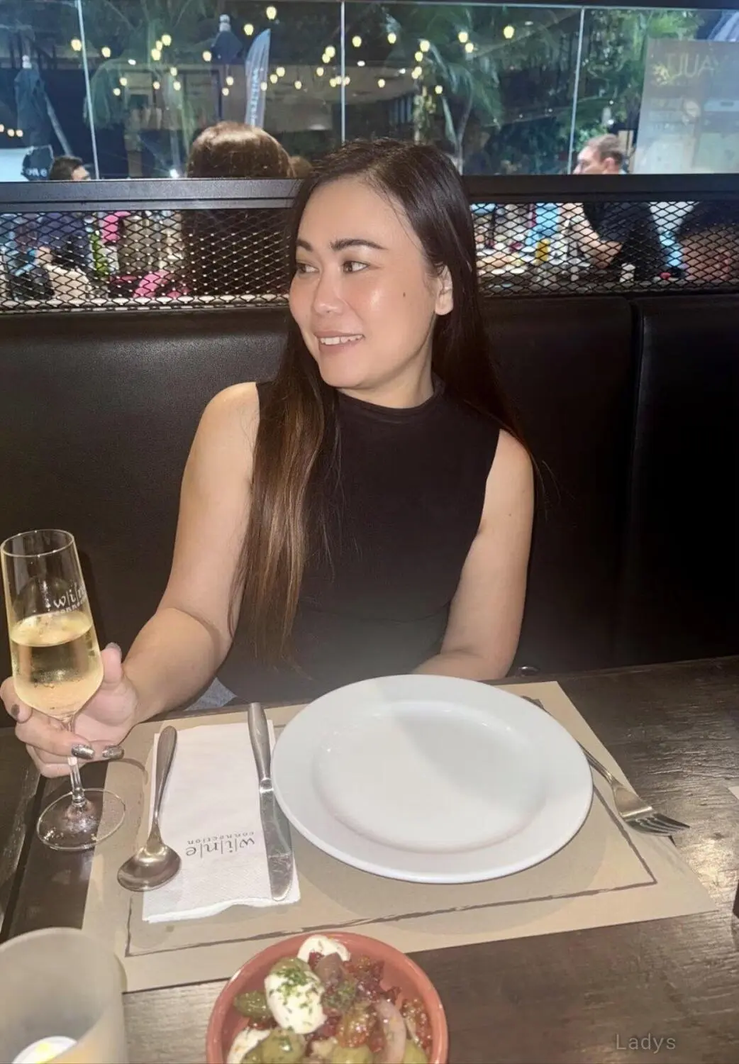Chada, 40 years latina escorts girl, height 154 sm, Weight kg, listcrawler Pattaya