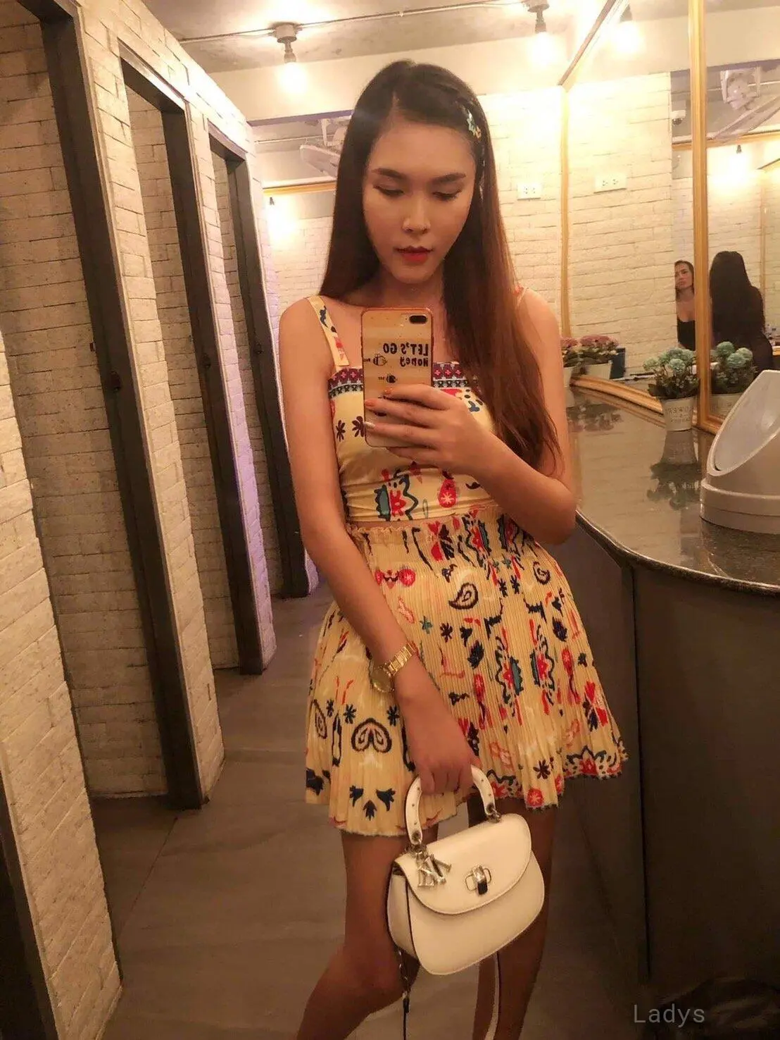 Alis, 25 years latina escorts girl, height 170 sm, Weight  kg, listcrawler Phuket