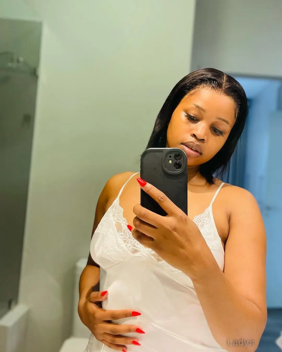 Zowe, 23 years latina escorts girl, height 168 sm, Weight  kg, listcrawler Pondicherry