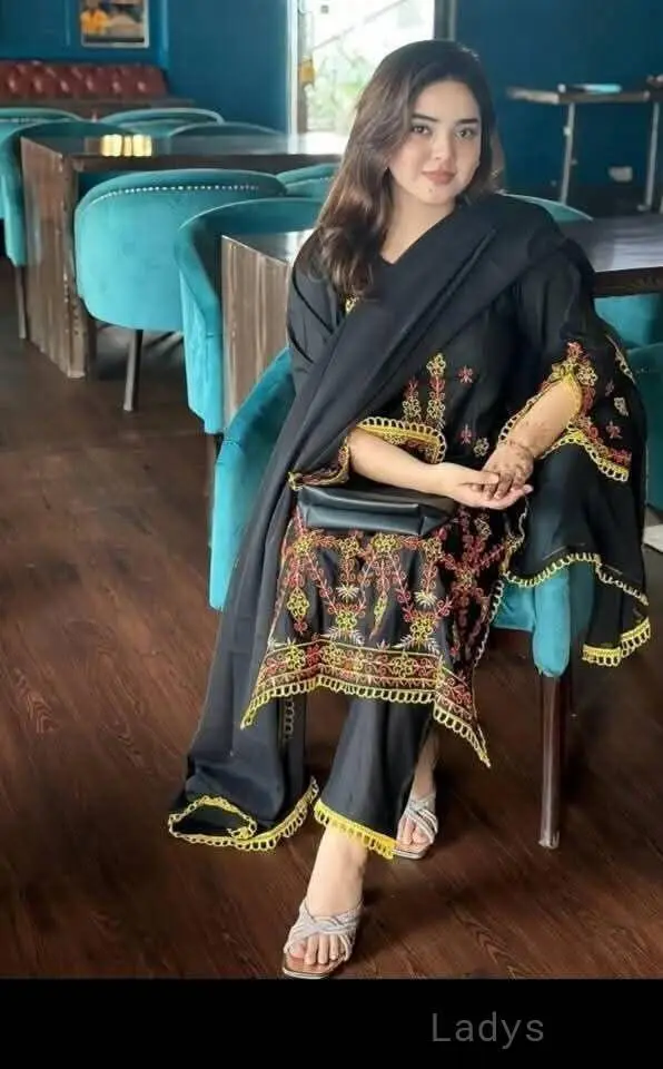Radhika, 22 years latina escorts girl, height 154 sm, Weight kg, listcrawler Pune