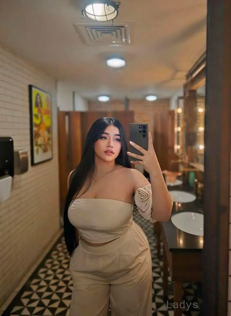 Shruti, years latina escorts girl, height sm, Weight kg, listcrawler Pune