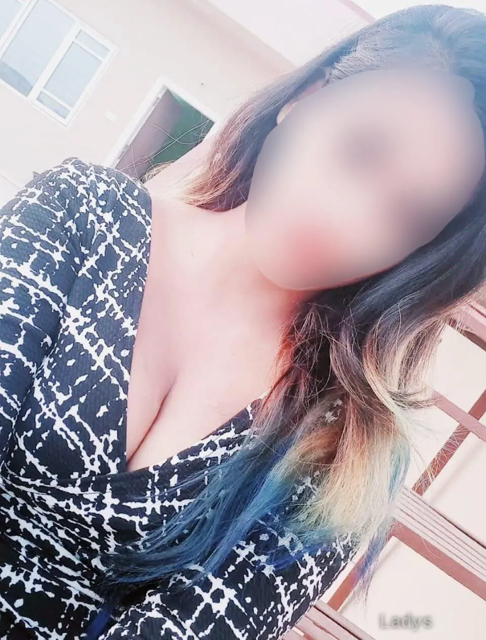 Vanessa, 21 years latina escorts girl, height 162 sm, Weight  kg, listcrawler Pune
