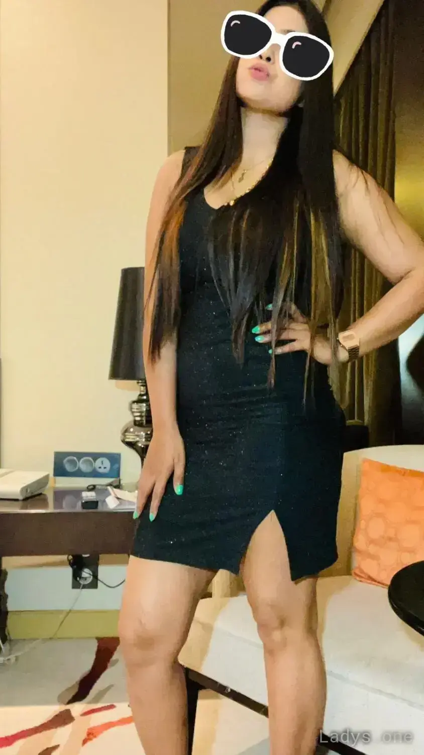 Zia, 25 years latina escorts girl, height  sm, Weight  kg, listcrawler Pune
