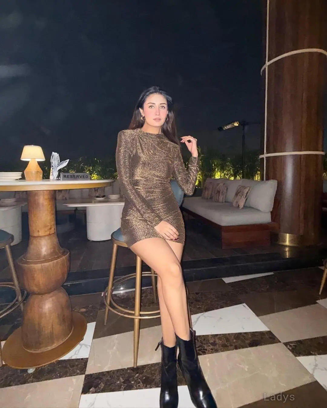 Lara, 23 years latina escorts girl, height 155 sm, Weight  kg, listcrawler Ranchi