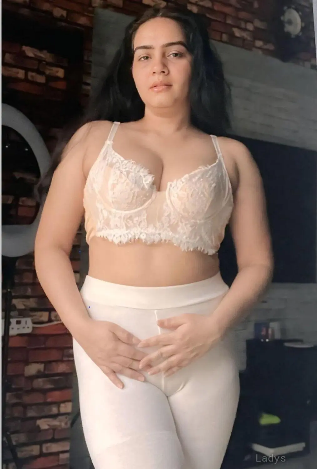Suchitra, 21 years latina escorts girl, height 153 sm, Weight  kg, listcrawler Ranchi