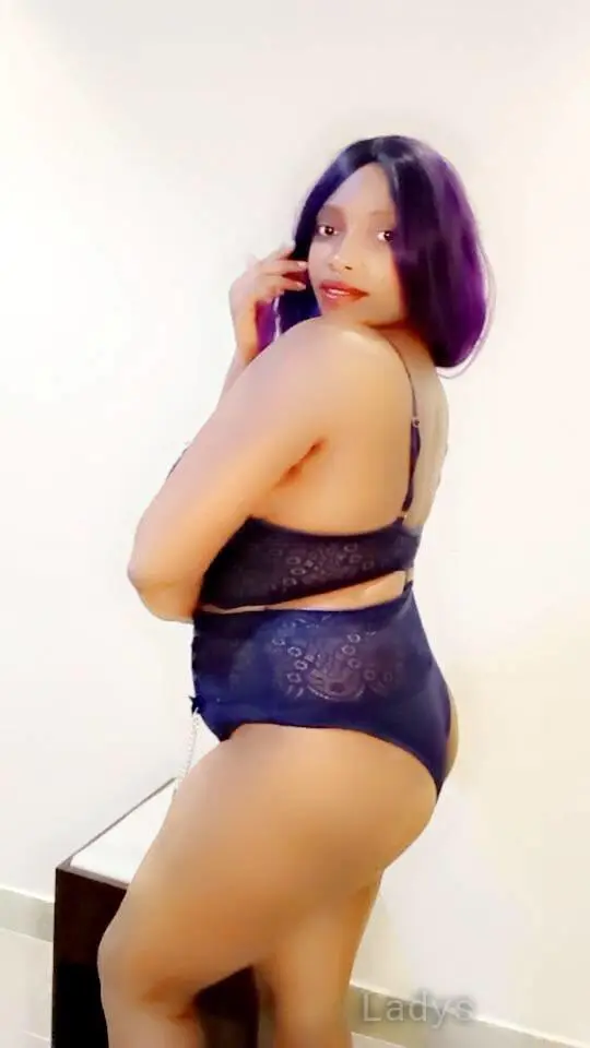 Adiah, 22 years latina escorts girl, height  sm, Weight  kg, listcrawler Riyadh