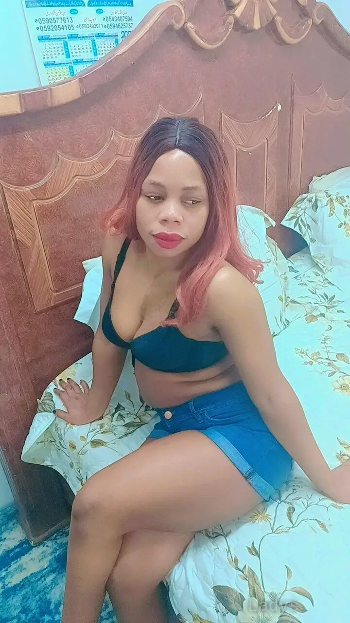 Hanifa, 23 years latina escorts girl, height 153 sm, Weight  kg, listcrawler Riyadh
