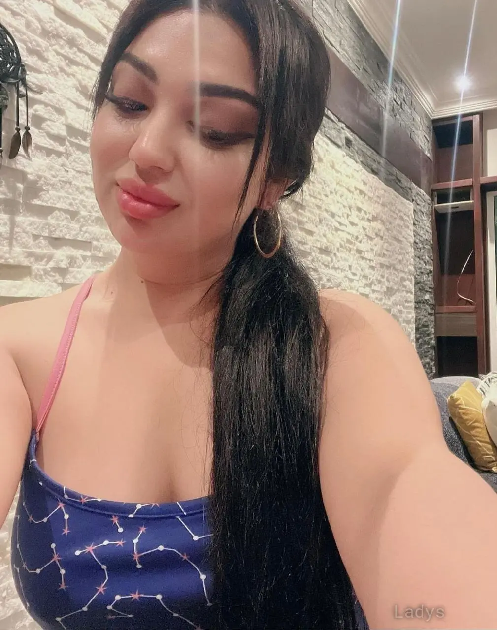 Mahelet, 26 years latina escorts girl, height 165 sm, Weight kg, listcrawler Riyadh
