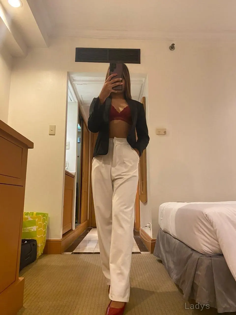 Mai, 22 years latina escorts girl, height 160 sm, Weight  kg, listcrawler Riyadh