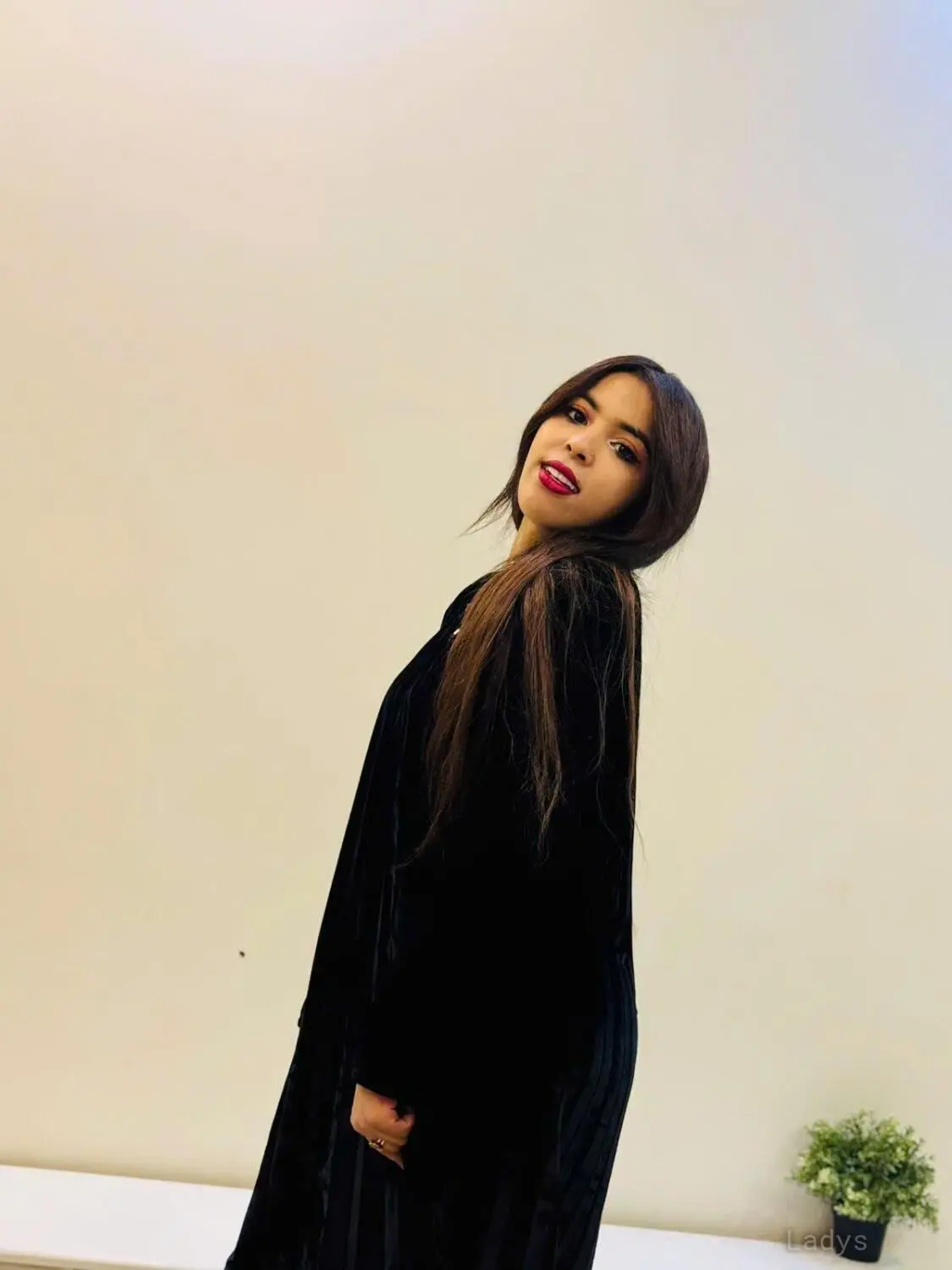 Mie, 23 years latina escorts girl, height 167 sm, Weight kg, listcrawler Riyadh