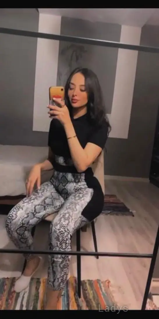 Natsia, 23 years latina escorts girl, height 169 sm, Weight  kg, listcrawler Riyadh