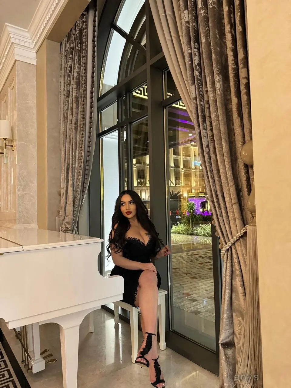 Turkan, 23 years latina escorts girl, height 165 sm, Weight  kg, listcrawler Riyadh