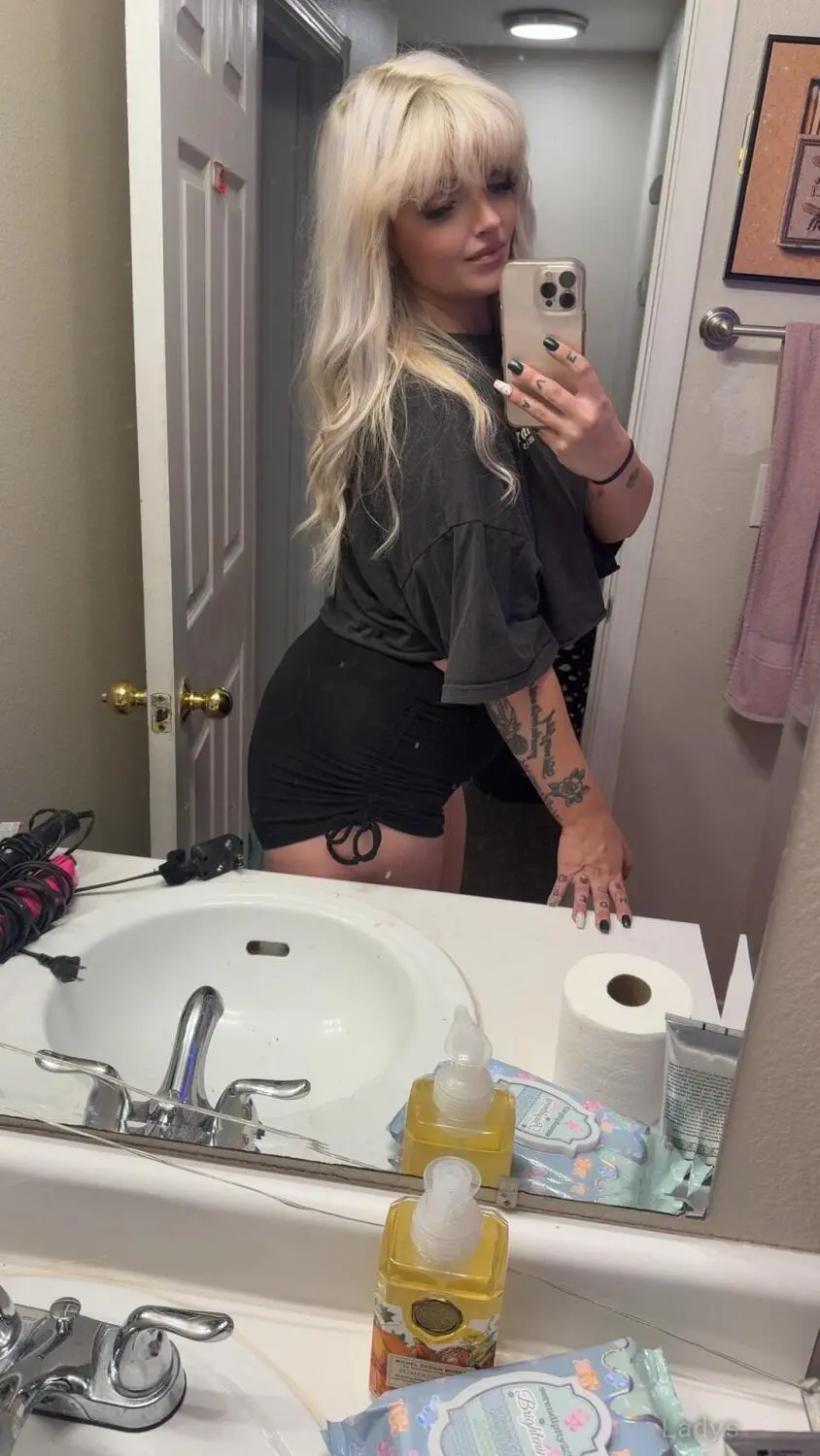 Doe-eyed busty Great Kisser, 33 years latina escorts girl, height 169 sm, Weight 61 kg, listcrawler Sacramento