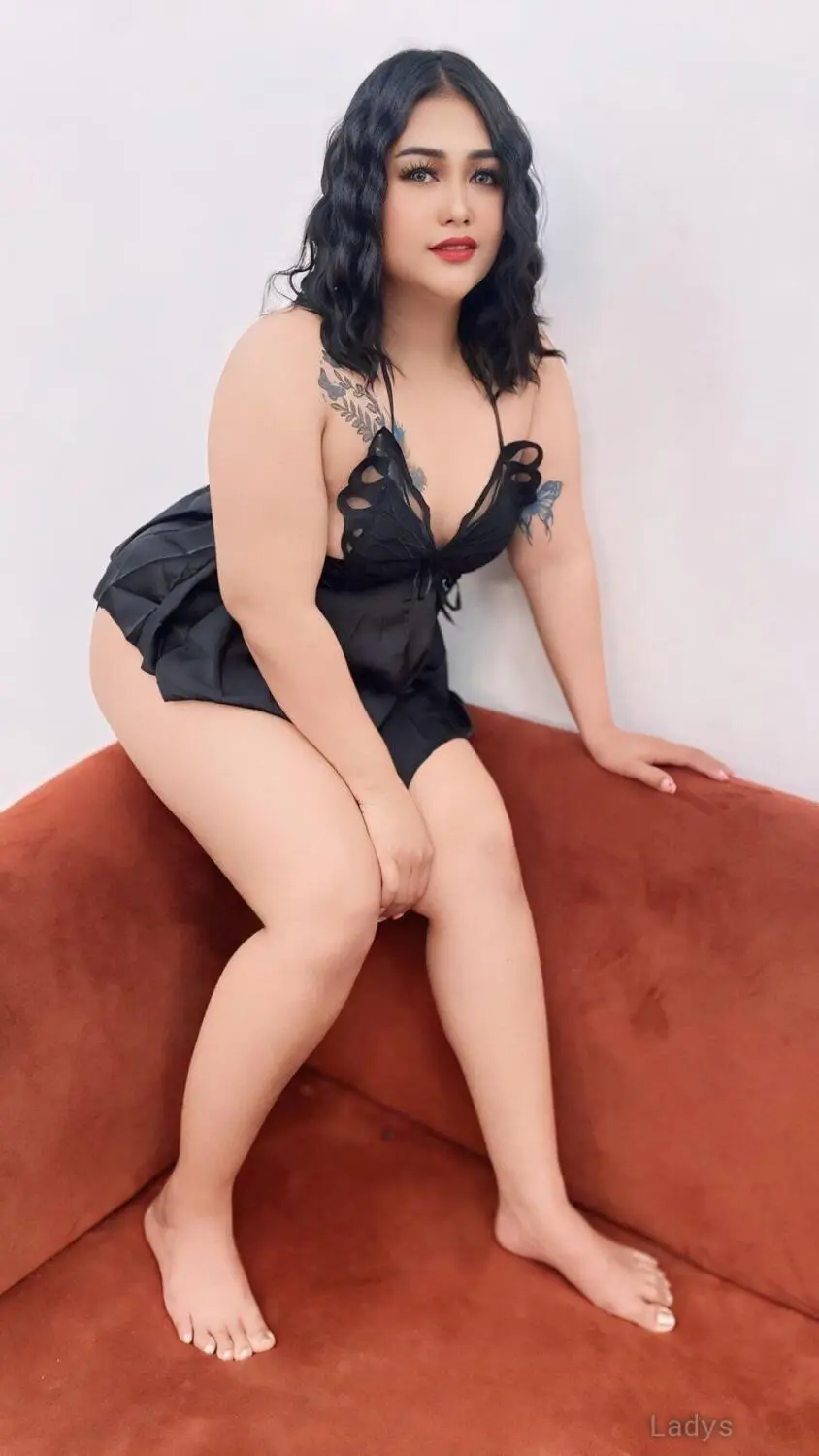 Freya, 27 years latina escorts girl, height 156 sm, Weight  kg, listcrawler Salalah
