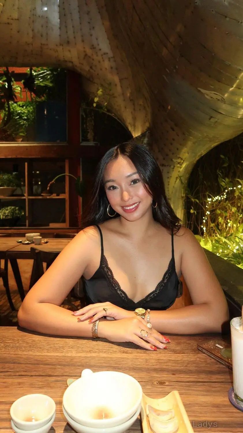 Suman, 25 years latina escorts girl, height 163 sm, Weight kg, listcrawler Seoul