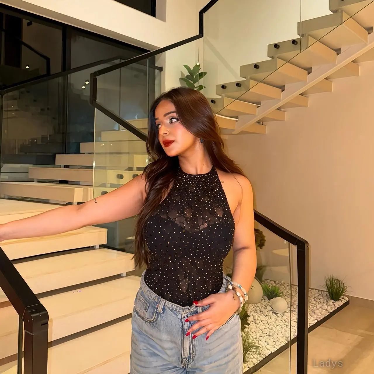Anany, 21 years latina escorts girl, height 167 sm, Weight  kg, listcrawler Sharjah