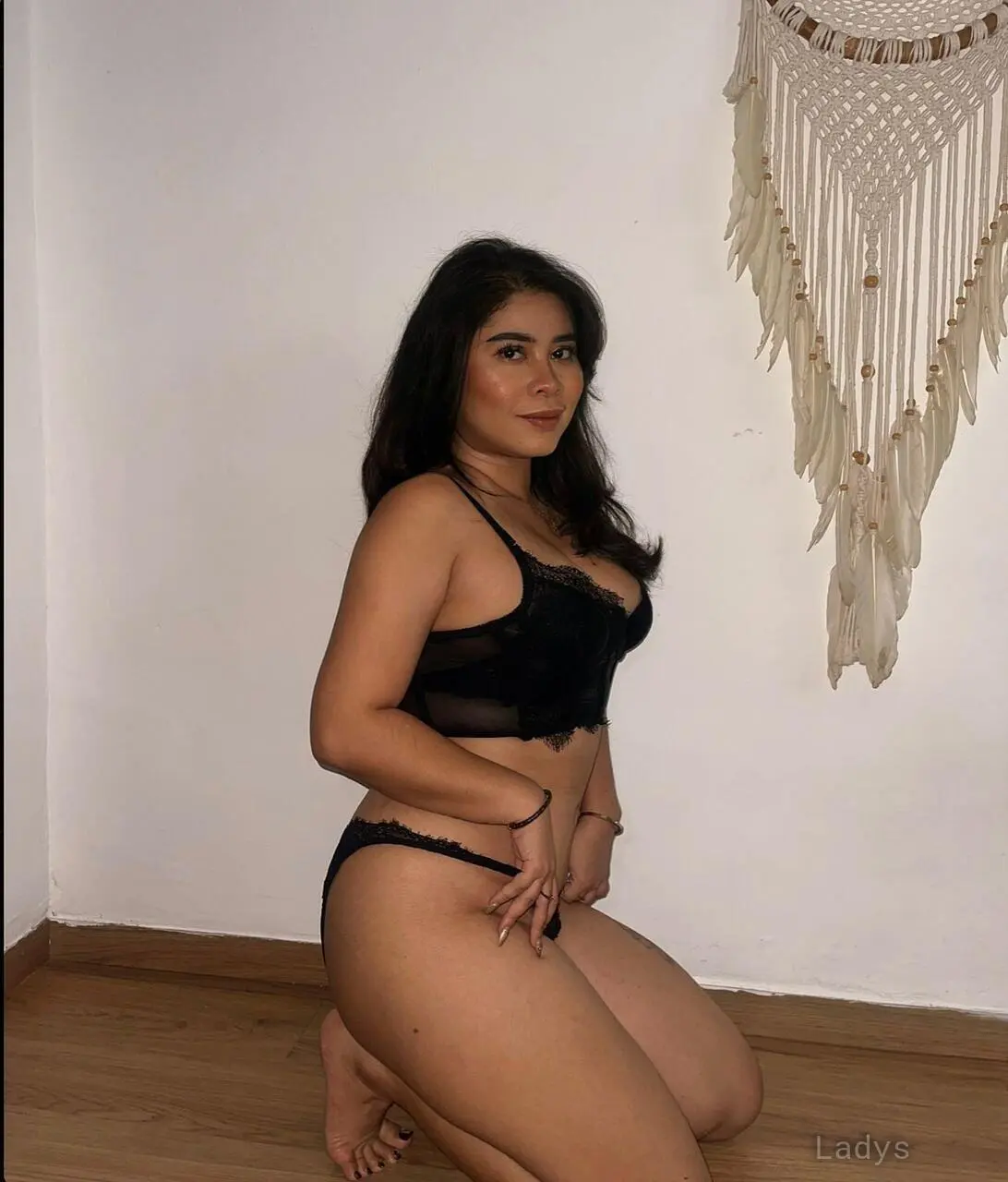Jessica, 24 years latina escorts girl, height 166 sm, Weight kg, listcrawler Singapore
