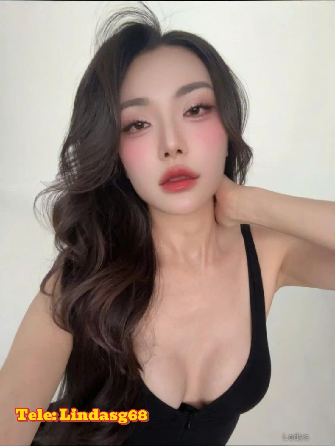 Linda, 25 years latina escorts girl, height 170 sm, Weight  kg, listcrawler Singapore