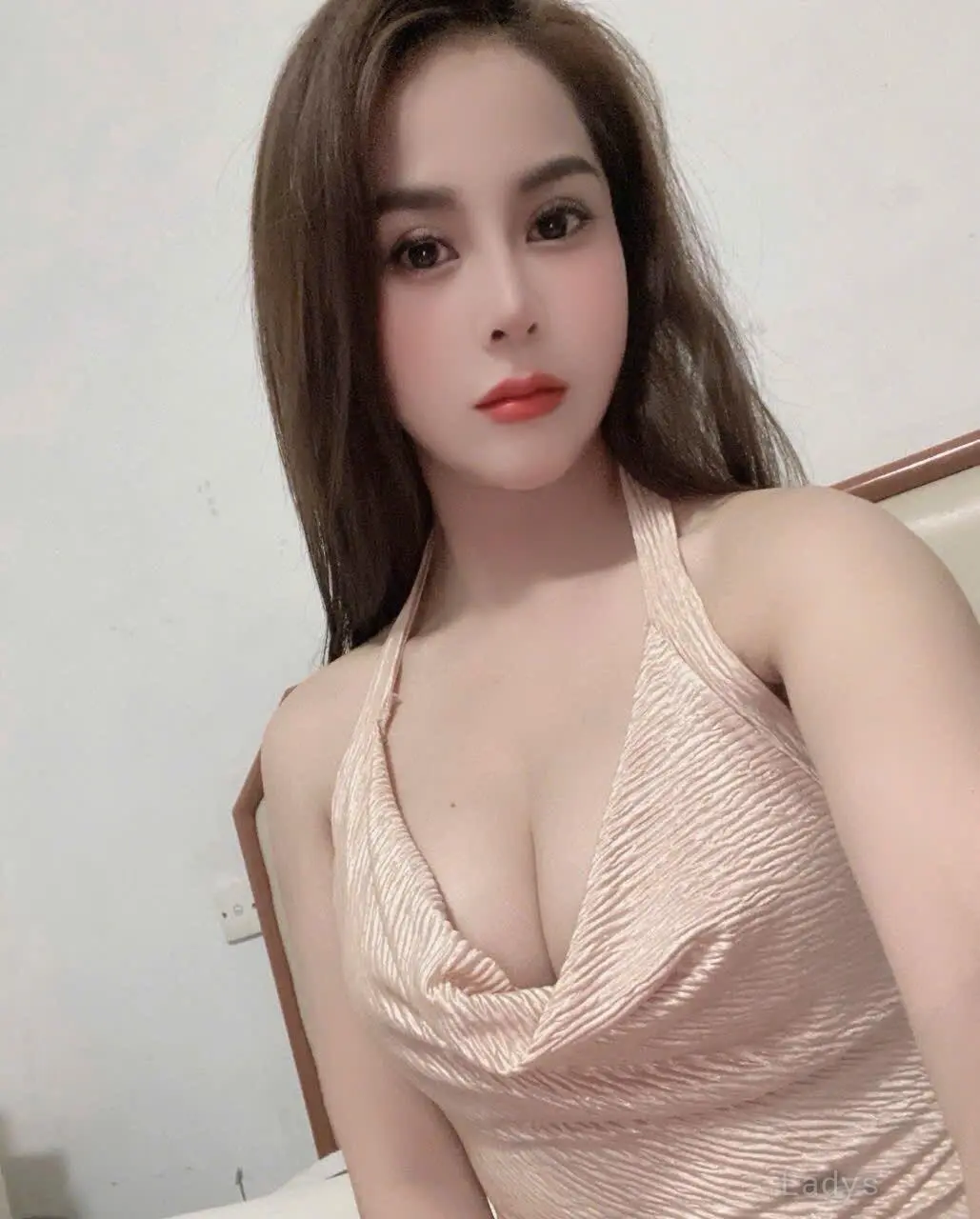 Rulyta, 21 years latina escorts girl, height 159 sm, Weight  kg, listcrawler Singapore