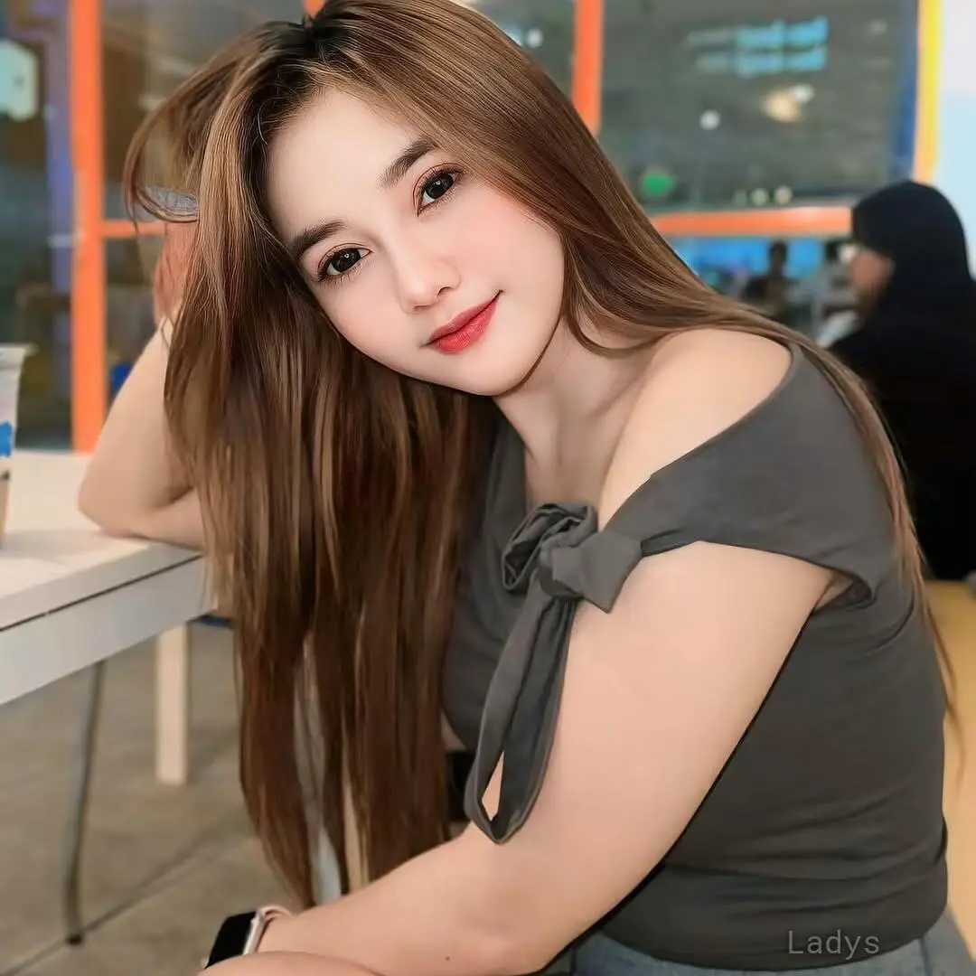 Sasa, 23 years latina escorts girl, height 155 sm, Weight  kg, listcrawler Surabaya