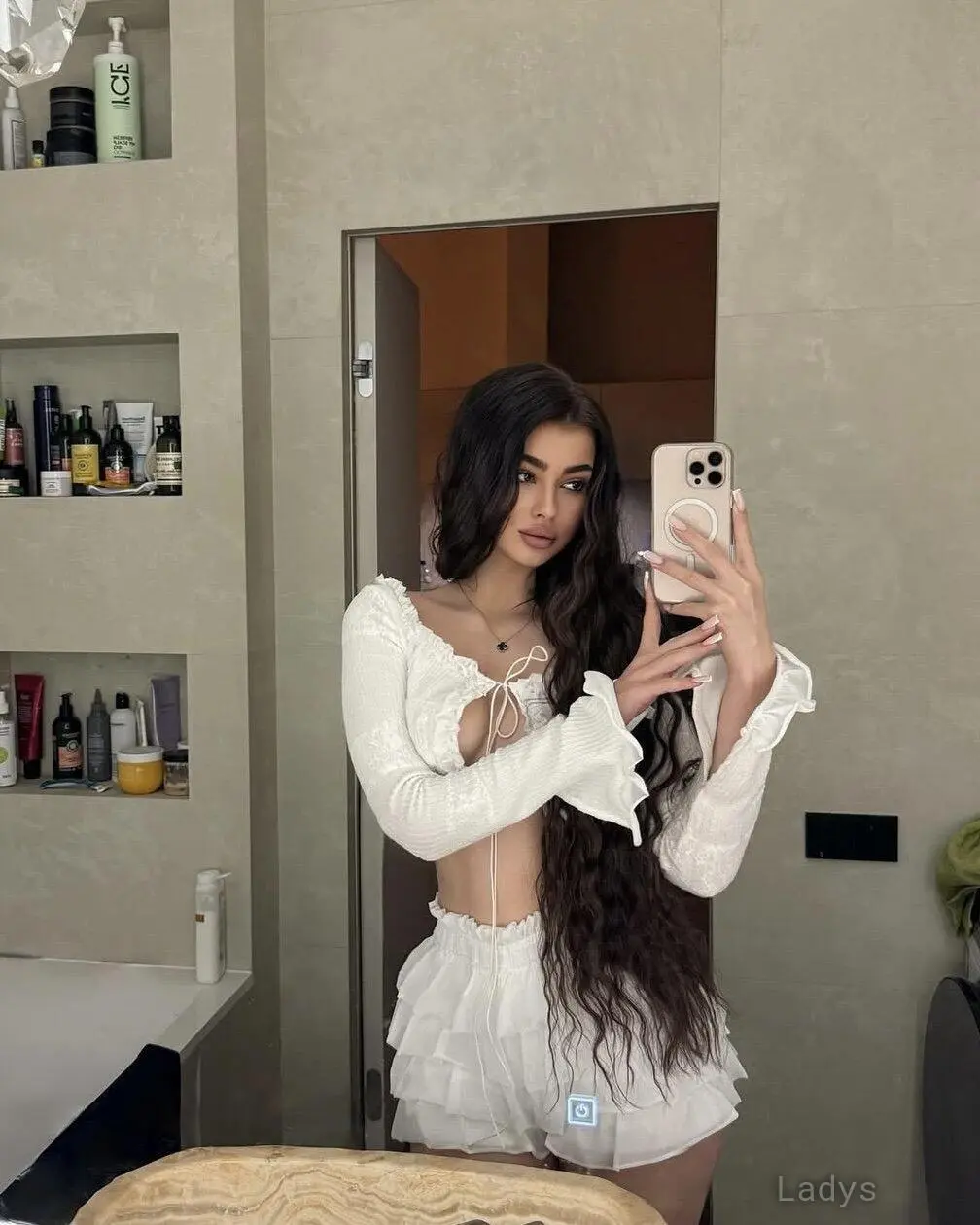 Hazel, 24 years latina escorts girl, height 165 sm, Weight  kg, listcrawler Taipei